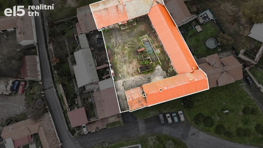 Prodej rodinné domy, 320 m² - Černiv