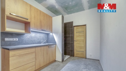 Pronájem kanceláře 179 m², Kralovice