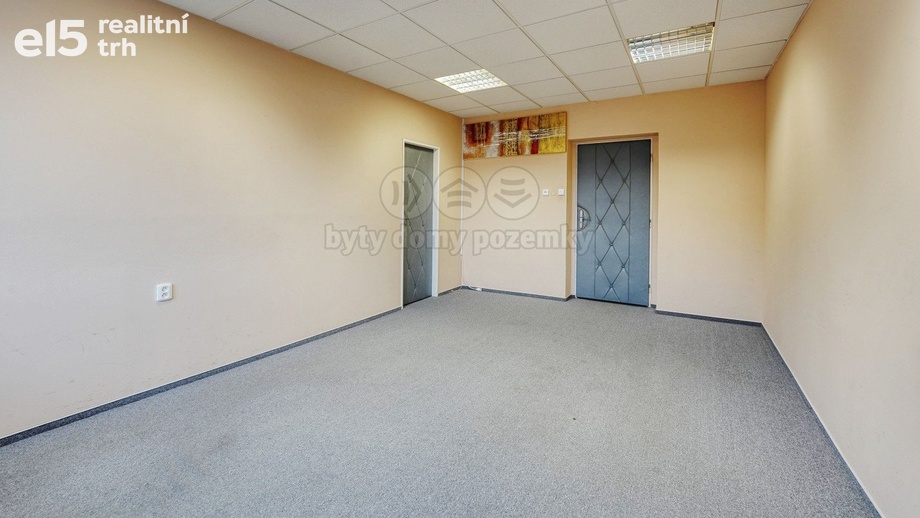 Pronájem kanceláře, 1 096 m² - Rokycany - Nové Město
