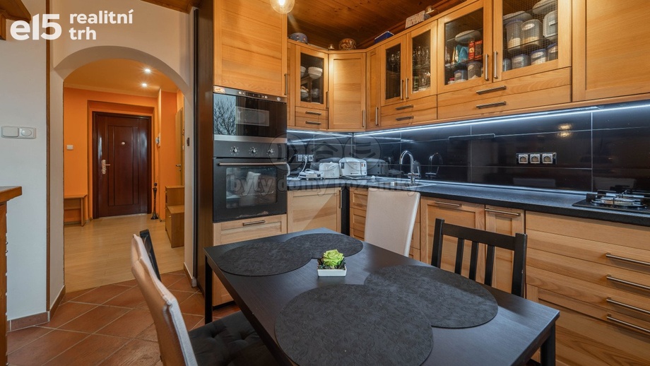 Prodej byty 3+kk, 69 m² - Skřipel