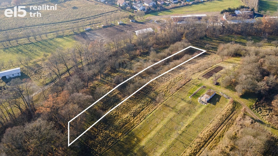 Prodej louky 1 266 m², Valy