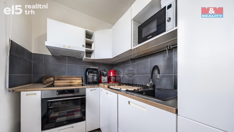 Prodej byty 2+kk, 50 m² - Kostelec nad Černými lesy