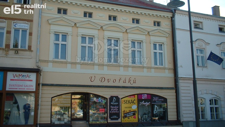 Pronájem obchodní prostory, 63 m² - Valašské Meziříčí