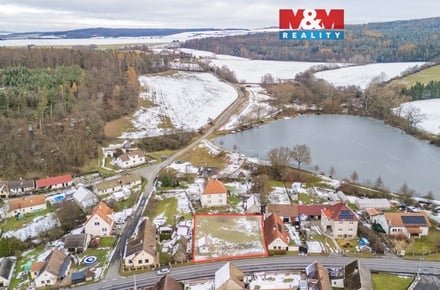 Prodej stavebního pozemku 972 m², Dolce