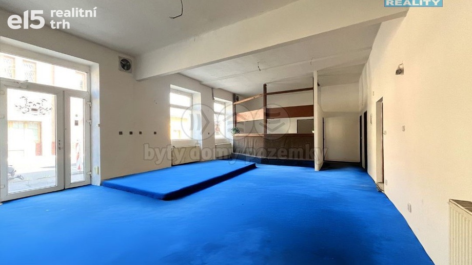 Pronájem obchodní prostory, 97 m² - Lysá nad Labem