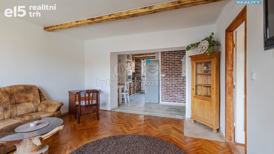 Pronájem byty 2+1, 67 m² - Nový Bor