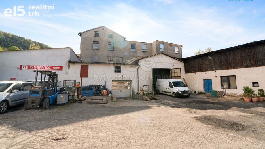 Pronájem obchodní prostory, 345 m² - Jílové