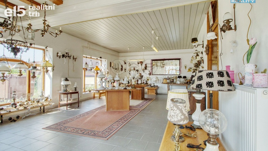 Prodej obchodní prostory, 152 m² - Svéradice