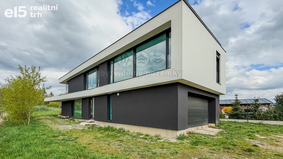 Prodej rodinné domy, 215 m² - Strančice