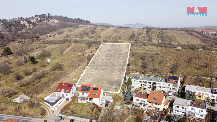 Prodej stavebního pozemku 7 881 m², Mikulov