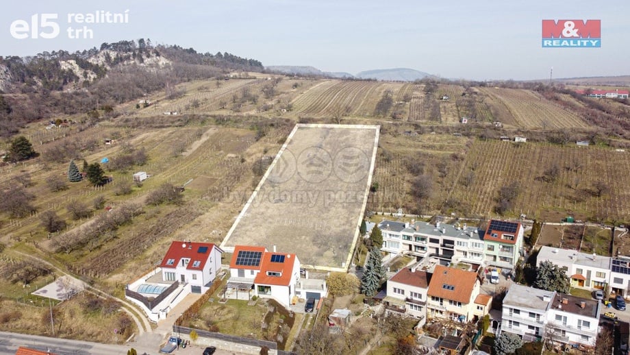 Prodej pozemky pro bydlení, 7 881 m² - Mikulov