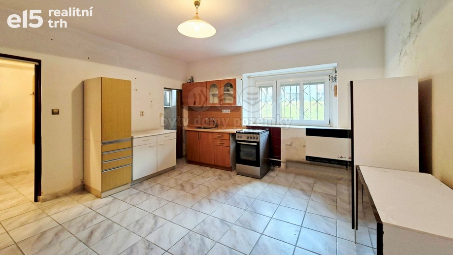 Prodej byty 1+kk, 51 m² - Cheb