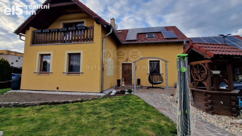 Prodej obchodní prostory, 300 m² - Pištín