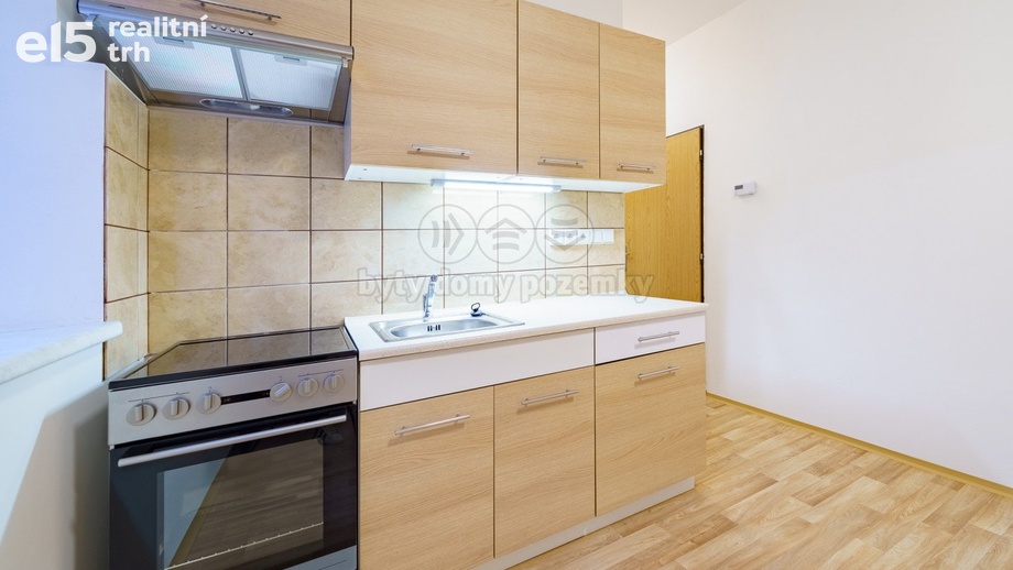 Pronájem byty 2+kk, 32 m² - Aš
