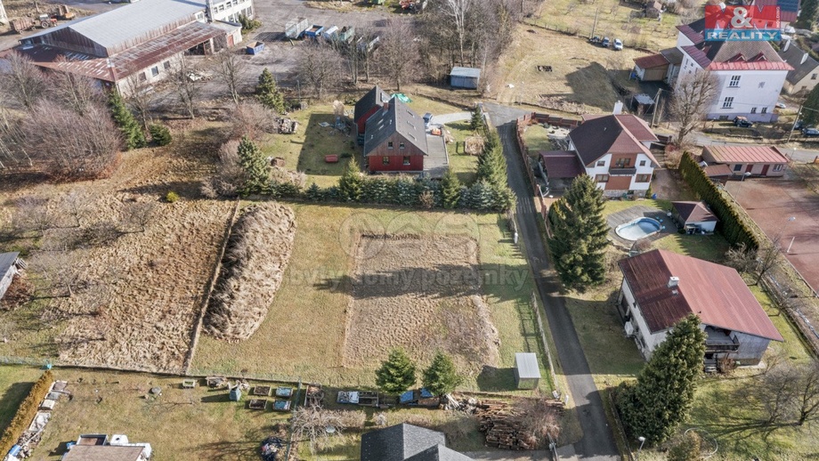 Prodej stavebního pozemku 1 250 m², Borová