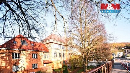 Prodej stavebního pozemku 1 217 m², Komárov