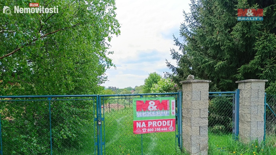 Prodej stavebního pozemku 653 m², Senožaty