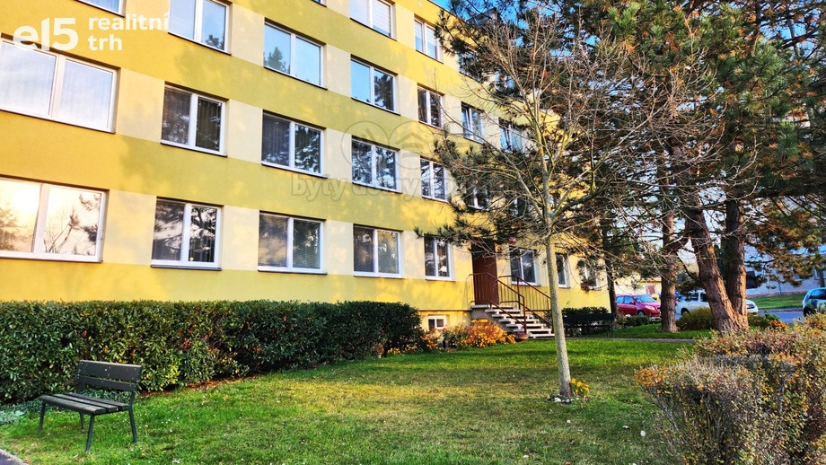 Prodej byty 1+kk, 33 m² - Louny