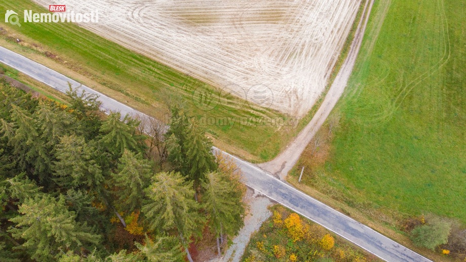 Prodej pole 1 661 m², Javornice