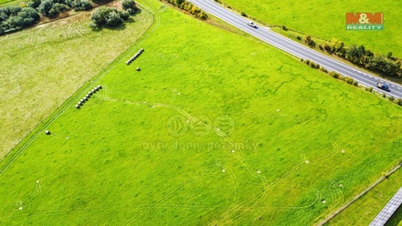 Prodej stavebního pozemku 19 985 m², Velká Hleďsebe
