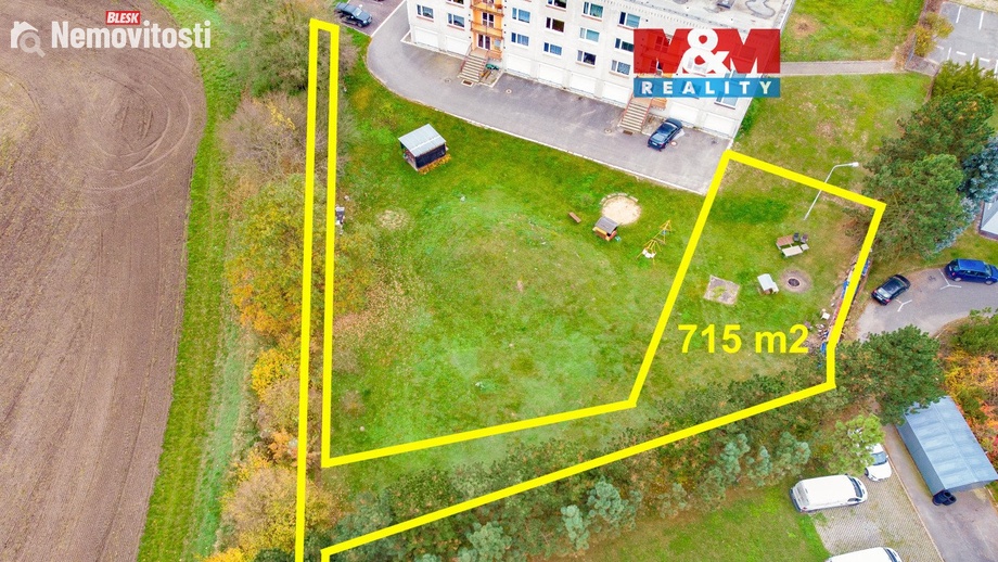 Prodej komerčního pozemku 715 m², Hradec Králové