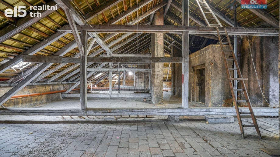 Prodej půdní prostor, 540 m² - Plzeň - Jižní Předměstí