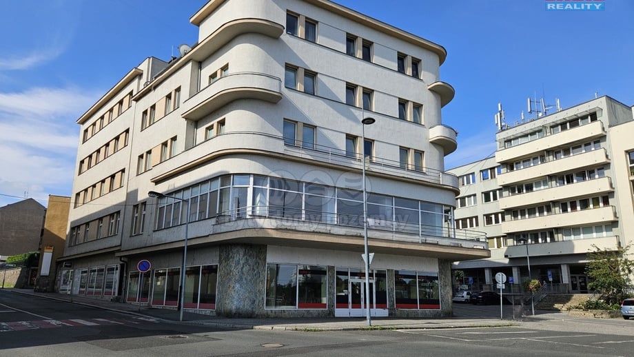 Pronájem obchodního prostoru 243 m², Kolín I