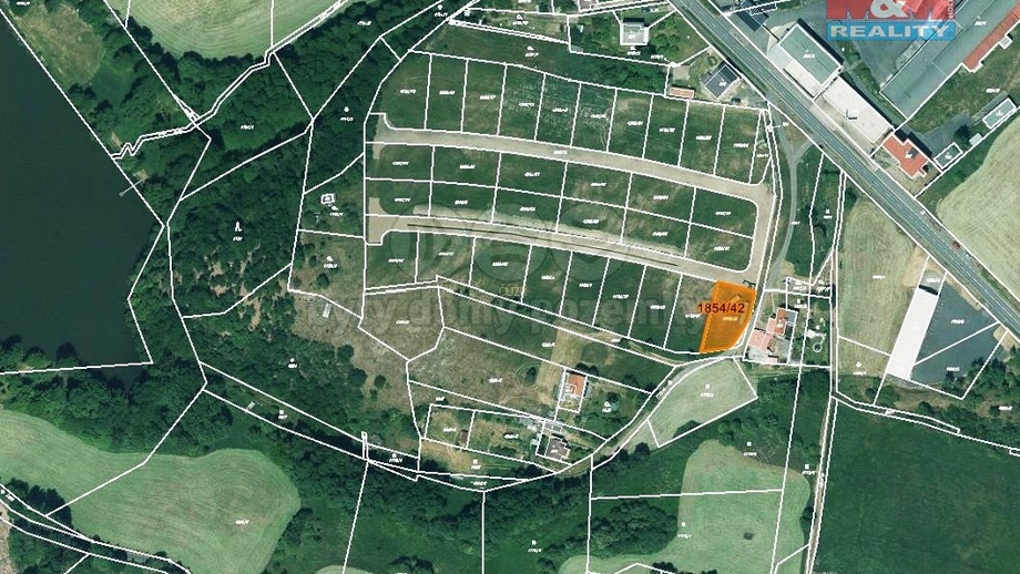 Prodej stavebního pozemku 703 m², Lubenec