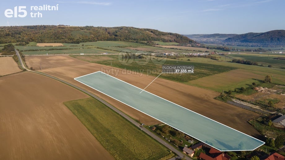 Prodej pozemky pro komerční výstavbu, 37 335 m² - Vražné