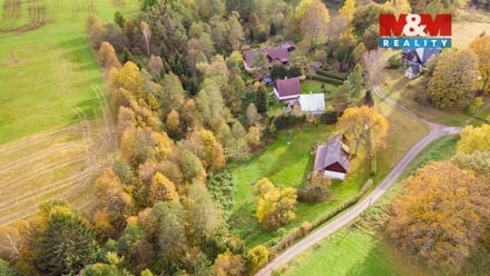 Prodej zahrady 1 680 m², Bernartice