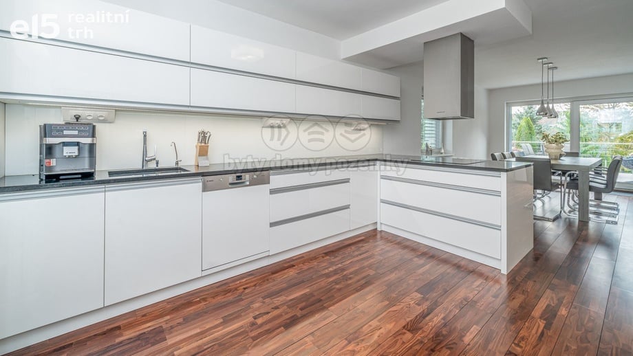 Prodej rodinné domy, 500 m² - Olomouc - Klášterní Hradisko