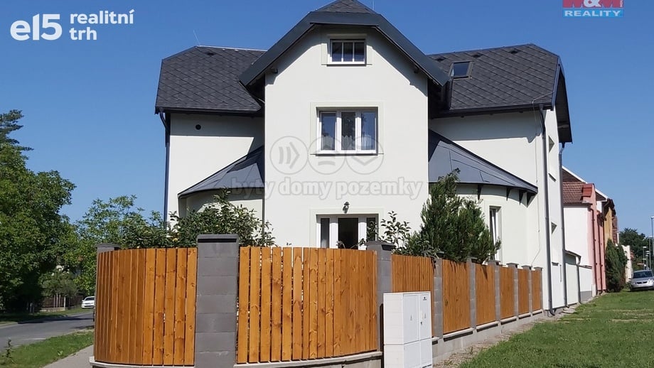 Prodej rodinné domy, 234 m² - Čelákovice