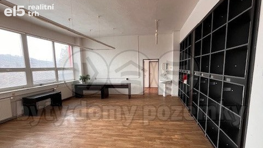 Pronájem kanceláře, 600 m² - Bruntál