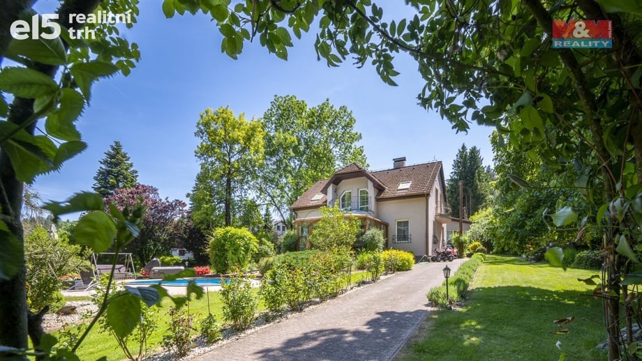 Prodej rodinné domy, 226 m² - Český Šternberk