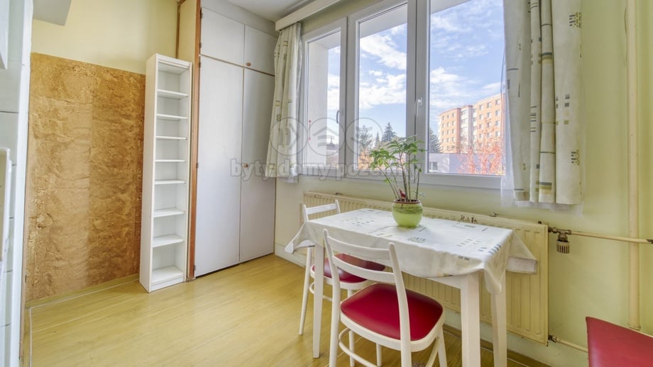 Prodej byty 2+1, 65 m² - Klatovy III