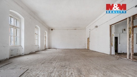 Prodej rodinného domu 1 200 m², Bílina