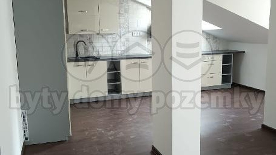 Pronájem bytu 3+kk 89 m², Praha 2