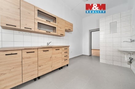 Prodej bytu 2+1 53 m², Hanušovice