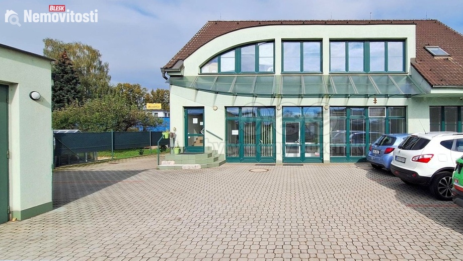 Prodej kanceláře 290 m², Hradec Králové - Slezské Předměstí