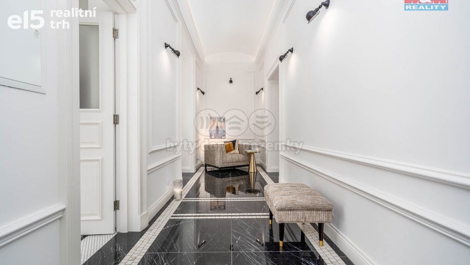 Prodej byty 2+kk, 67 m² - Praha - Smíchov