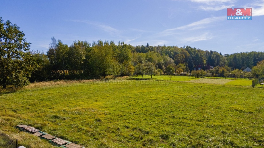 Prodej stavebního pozemku 3 733 m², Třinec