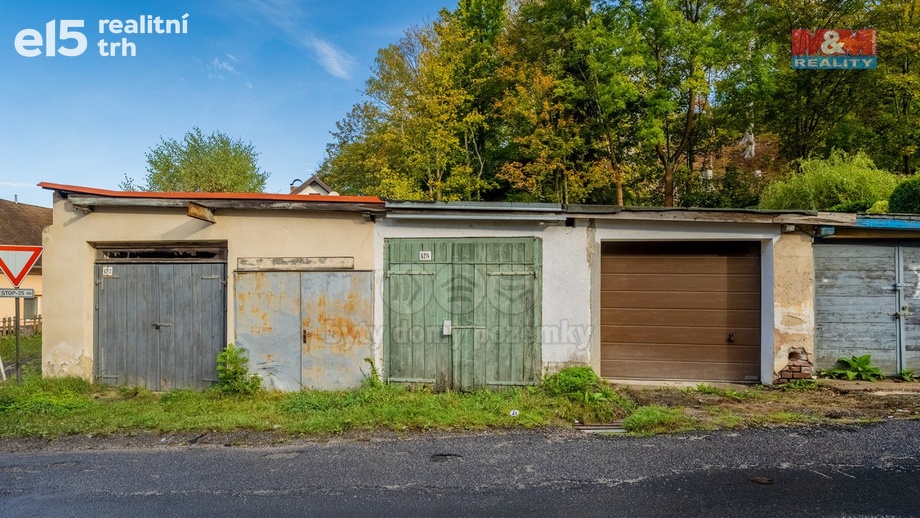 Prodej garáže, 18 m² - Desná