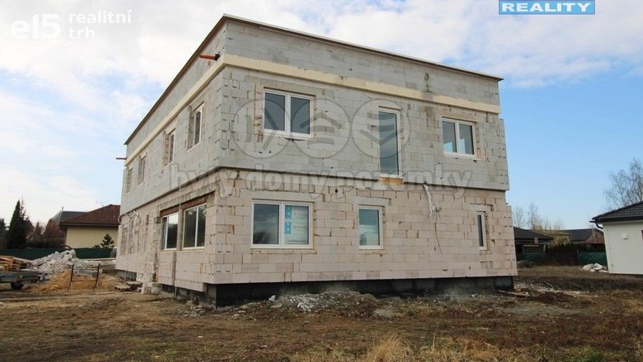 Pronájem byty 3+kk, 79 m² - Kostelec nad Černými lesy