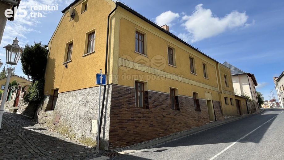 Prodej rodinné domy, 190 m² - Bělá pod Bezdězem