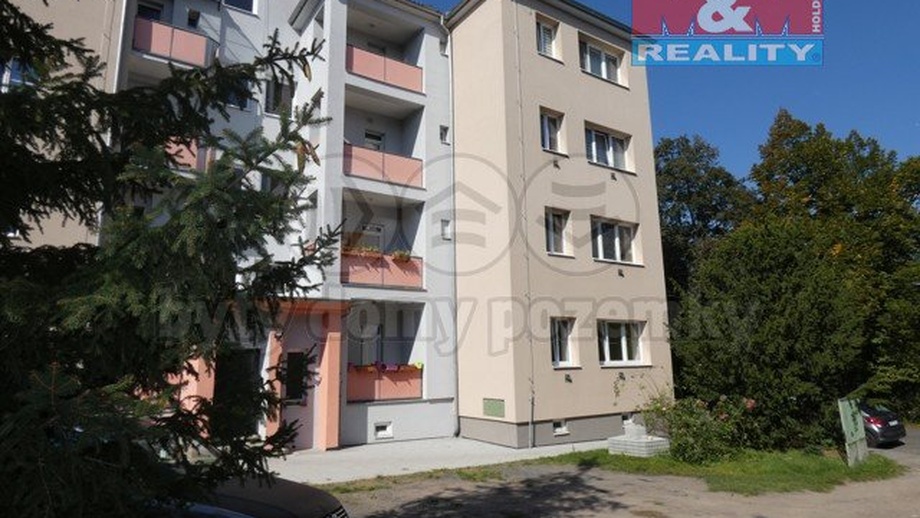 Prodej byty 3+1, 74 m² - Louny