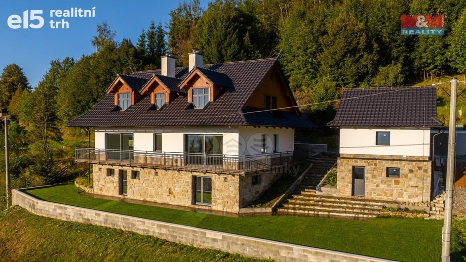 Prodej rodinné domy, 310 m² - Dolní Lomná