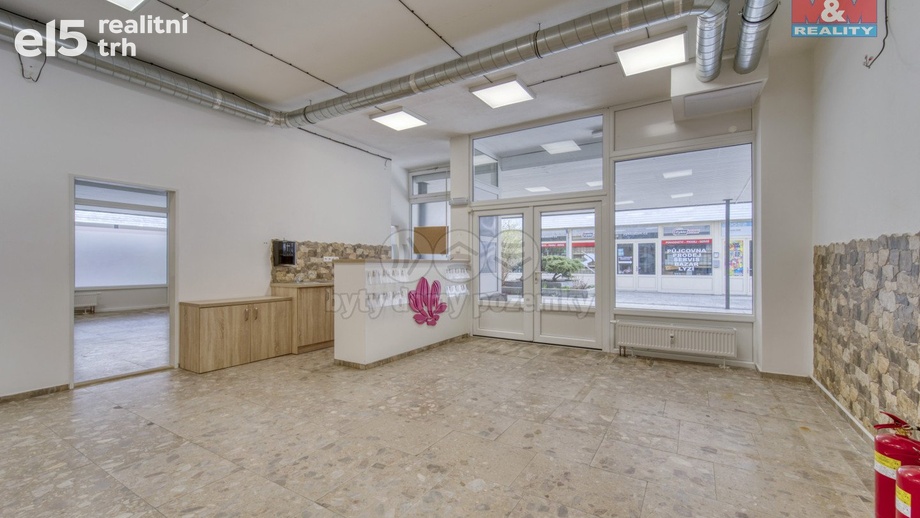 Pronájem obchodní prostory, 310 m² - Plzeň - Bolevec