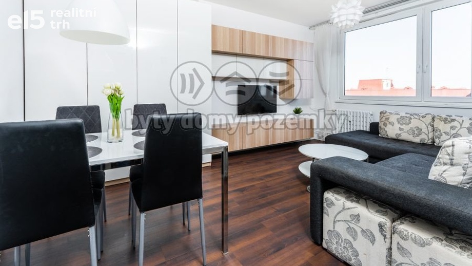 Pronájem byty 2+kk, 42 m² - Chrudim IV