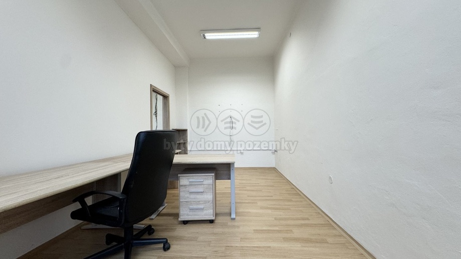 Pronájem kanceláře 55 m², České Budějovice 3