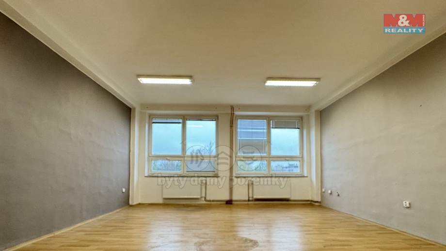 Pronájem kanceláře, 51 m² - České Budějovice 3